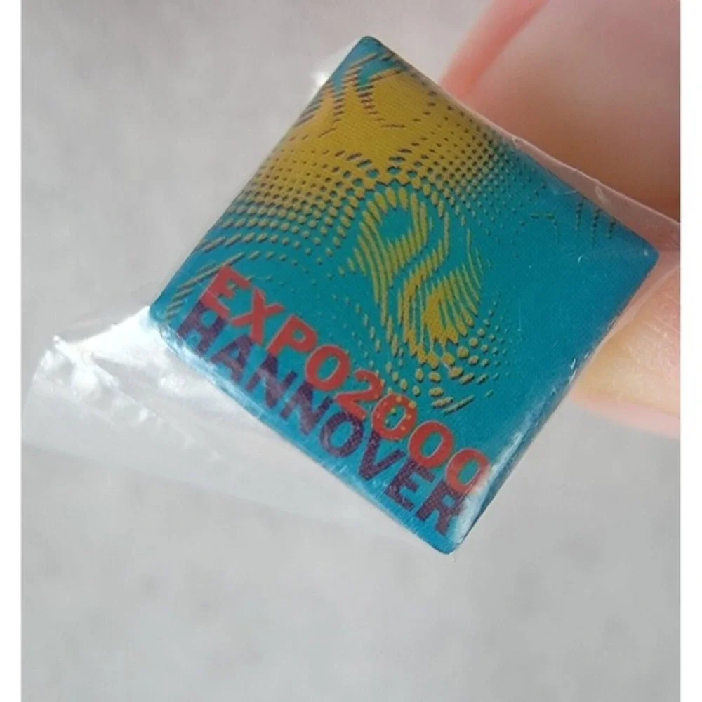 Expo 2000‎ Hannover World Fair Souvenir Lapel Pin Vintage Germany Memorabilia